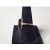 Image 3 : 10K Gold Ring with Onyx Stone - Size 6.5 - Total Weight: 3.3g