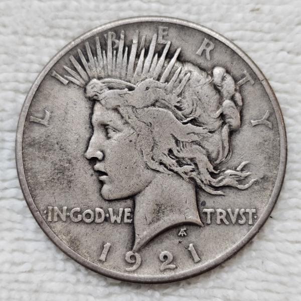 1921 90% Silver Peace Silver Dollar FV: $1.00