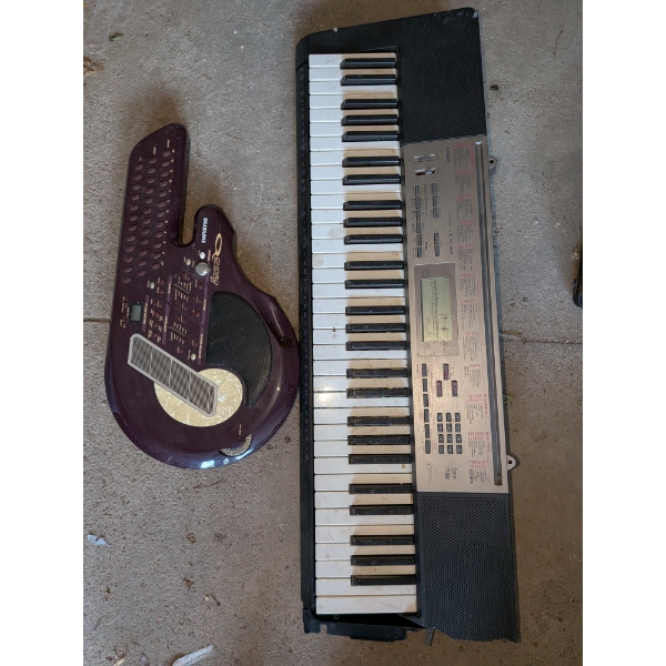 Music Items Keyboard Has Metal Stand Not Pictured