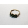 Image 4 : 10K Yellow Gold Ring with Three Large Green Stones - Size 7 - TW: 1.9g