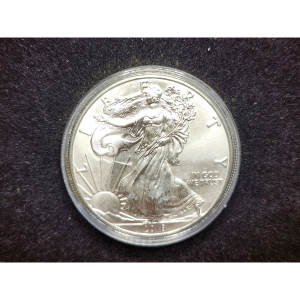 1 Oz .999 Fine Silver 2018 American Eagle Round in Capsule Protector