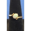 Image 1 : 10K Gold Ring With Opal - Size 5 - Total Weight: 1.4g