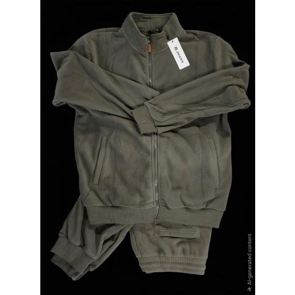 New With Tags!  Mens Size Large Fleece 2 Piece Sweat Suit In Army Green 