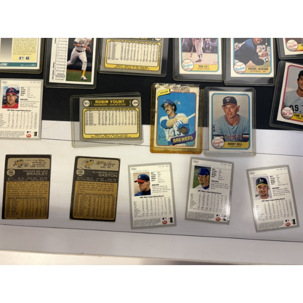 80'S-90'S Miscellaneous Trading Cards - Baseball - Dodgers - Phillies - Yankees - Topps - Post 