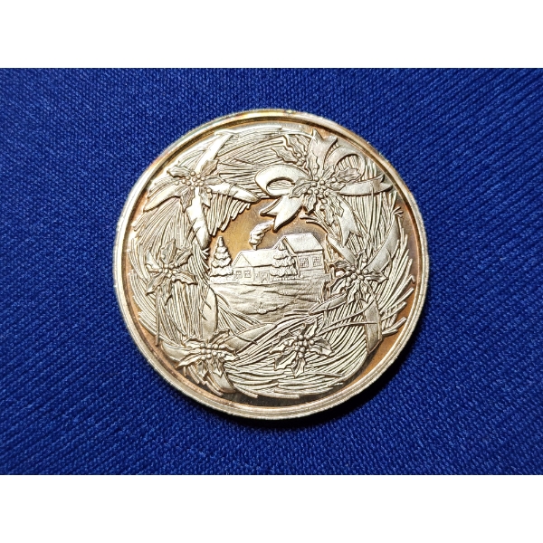 1994 Holiday Wreath Design - 1 Troy oz .999 Fine Silver Round 