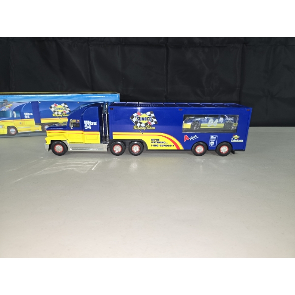 Sunoco 1997 Racing Team Truck with Race Car 4, in Series Collectors Edition - Excellent Condition