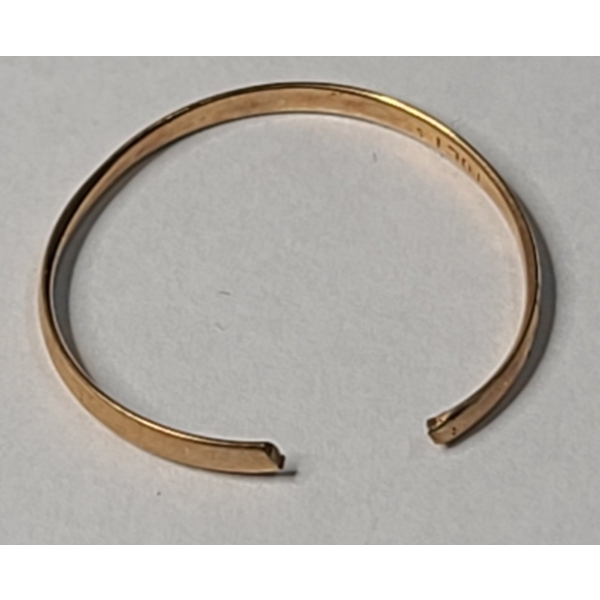 10K Yellow Gold (Cut) Wedding Band - Weight: 0.5g