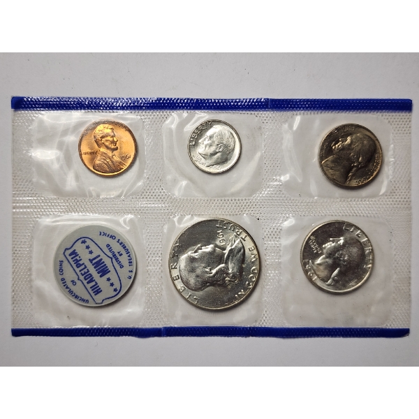 1961-P United States Uncirculated Coin Set Featuring $0.85 Face Value in 90% Silver! ~ ERROR On Acc!