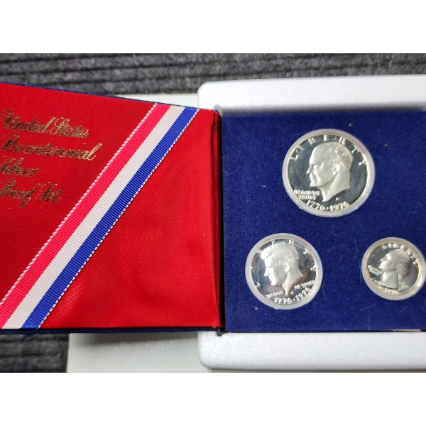 1976 United States Bicentennial Silver Proof Set In Original Packaging With Protective Capsules!