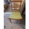 Image 2 : Set of 4 Dining Chairs - 3 with No Arms and 1 With