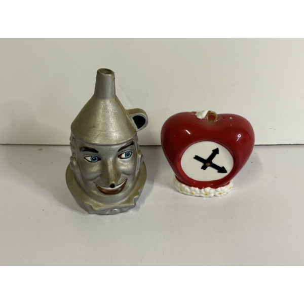 Wizard of Oz "Tin Man & Heart" Salt & Pepper Shakers - 1998 WB
