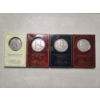Image 8 : Beautiful Hardwood Display Case Filled With 16 Silver Franklin Half Dollars in Unique Display Slabs 