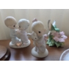 Image 3 : PICKUP IN CANTON - Precious Moments And Hummingbird Figurine Collection All In Excellent Condition!
