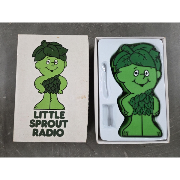 Like New 1970s Jolly Green Giant Little Sprout Transistor Radio In Excellent Condition 