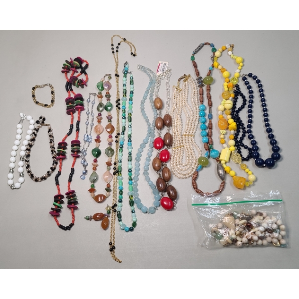 Assorted Beaded Fashion Jewelry & Loose Beads
