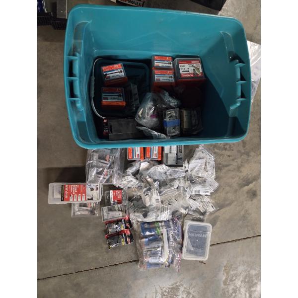 Huge Selection Of Brand New Hardware Including Screws, Nails, Hinges, Fasteners & More