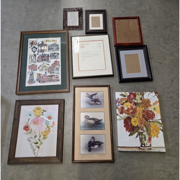Excellent Condition Group Of Framed Artwork & Picture Frames