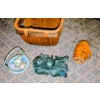 Image 3 : Music Box Mug, Egg Basket, Wood Basket, Fountain