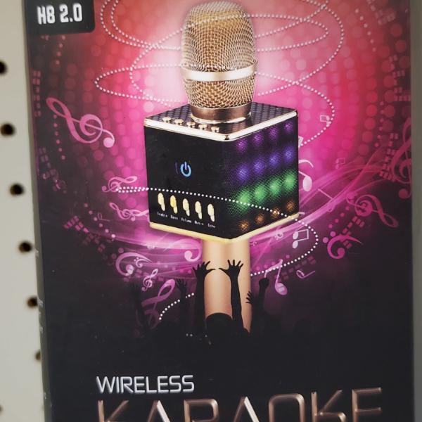KaraoKing Wireless Bluetooth Karaoke Microphone ~ PERFECT FOR PARTIES & GET TOGETHERS!