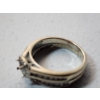 Image 3 : Gorgeous 14K Gold Ring with Diamonds - Size 8 - Total Weight: 6.6g