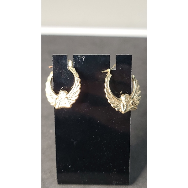 14K Gold Cherub Hoop Earrings TW: 2.6 Grams