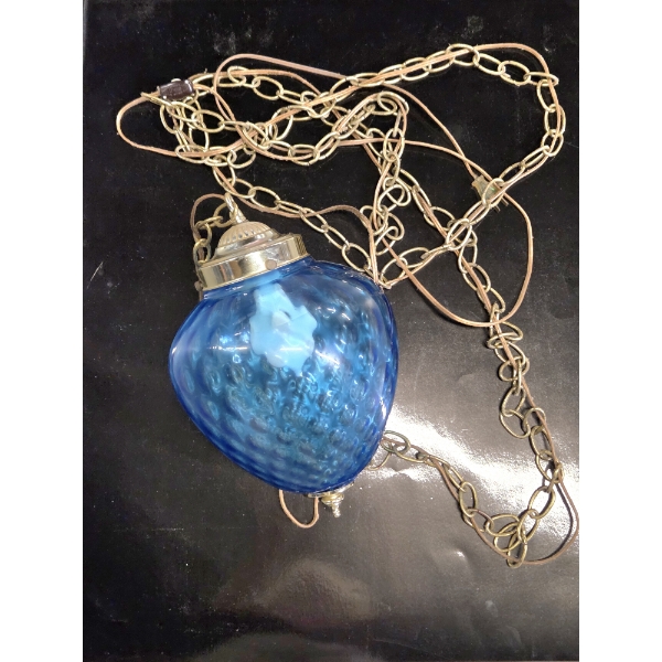 Excellent Condition Elegant Vintage Ice Blue Pendant Swag Strawberry Shape Leviton Lamp On Chain Wit