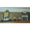 Image 1 : Louisville Home Pickup - 4 Pcs Total - Two Custom Painted Bird Houses With 2 Bird Figurines As Shown