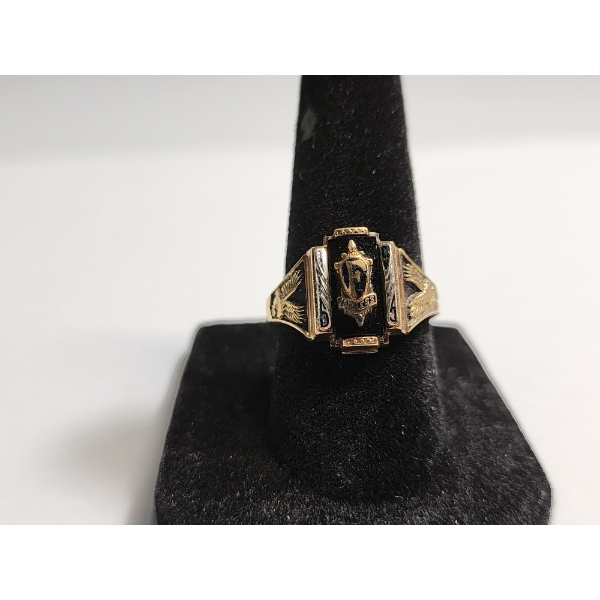 10K Gold Vintage Jostens 1965 Class Ring Size 7 TW: 5.0g