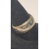 Image 3 : Women's 14K Yellow Gold Wedding Band With Starburst Designs - Size: 7.5g - Weight: 7.2g 