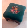 Image 1 : Nice Green & Floral Upholstered 20" x 20" by 16" Tall Ottoman In Excellent Condition