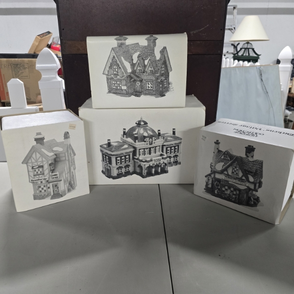 4pc Dickens Christmas Village Pieces