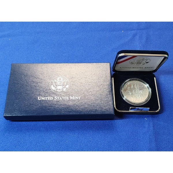 2002 West Point Bicentennial Commemorative Silver Dollar 