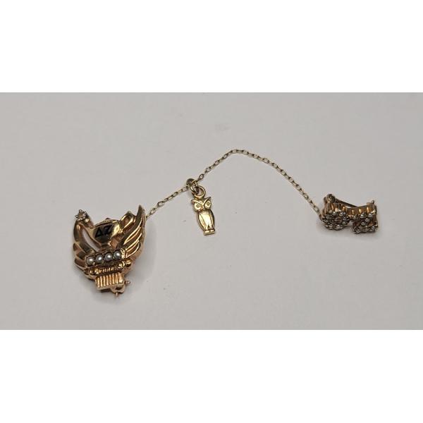 Vintage 10K Yellow Gold Delta Zeta Pearl & Diamond Sorority Pin - Weight: 5.0g