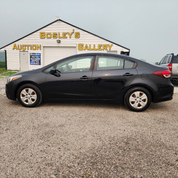 Black 2018 Kia Forte 4D Sedan FWD ~ 2.0L I-4 MPI DOHC Engine ~ Only 101,677 Miles ~ Economical Car!