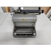 Image 1 : Vintage Royal KMG Manal Typewriter