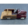 Image 1 : Hallmark "1939 Ford Station Wagon" (QHG9034) 8" Classic American Car - Mint Condition