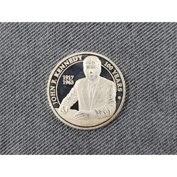 5 Quarter/Stamp Collectors Cards & 2017 John F. Kennedy 100 Years Commemorative Silver Clad Kennedy 