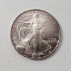 Image 2 : 2006 Uncirculated American Silver Eagle - 1 oz .999 Fine Silver 