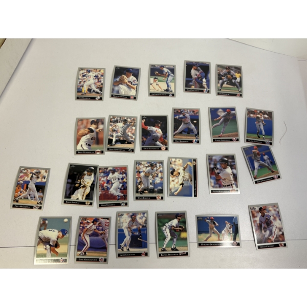 Box of 1992 Leaf Series 1&2 with list of numbered cards - Baseball Trading Cards