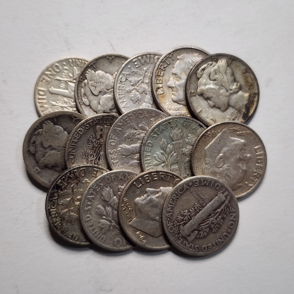 $1.40 Face Value in Assorted 90% Silver United States Dimes Ft. Mercury & Roosevelt Dimes