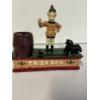 Image 2 : Figurine - Trick Dog - Trick Dog with Barrel, Ax, & Man, Upper Deck Ltd 