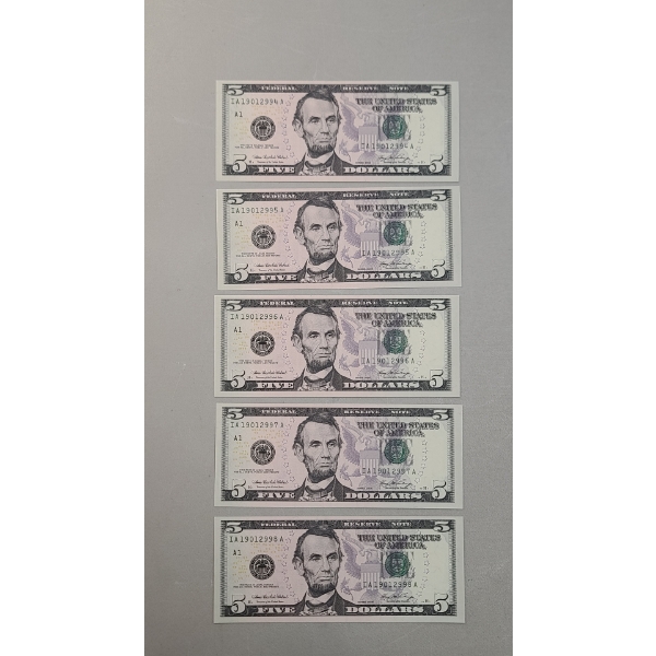 (5) Sequential United States Series 2006 $5 Federal Reserve Notes - Face Value: $25.00