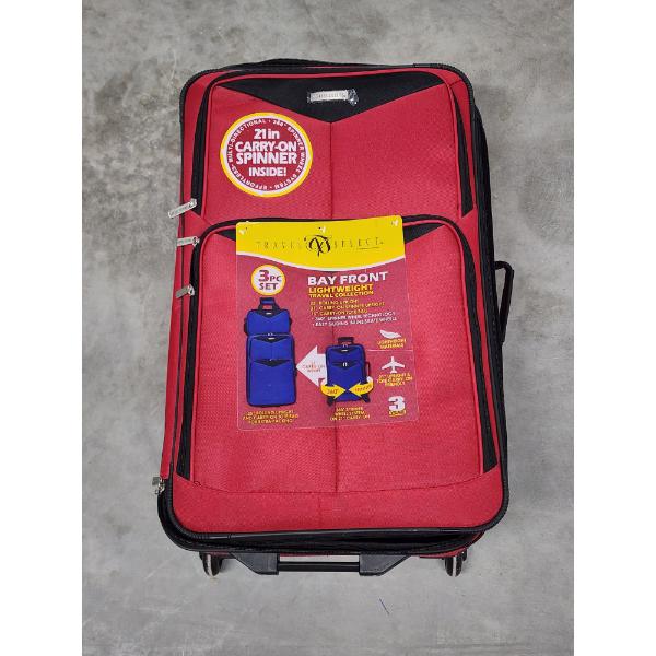 Travel Select Bay Front Lightweight Rolling Red Suitcase - New with Tags 