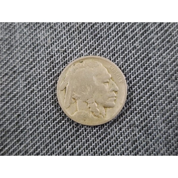 1919 Buffalo Nickel - Over 100 Year Old Coin!