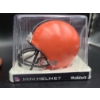 Image 8 : Cleveland Browns Fleece Throw Brand New & Mini Cleveland Browns NFL Helmet - Riddell 