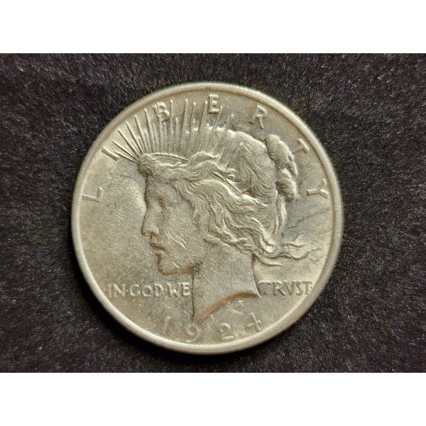 1924 Silver United States Peace Dollar - Possible Higher Grade Coin!