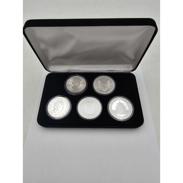 Lot of 5 Assorted Silver Rounds in Display Case - Silver Rounds Minted From Around the World