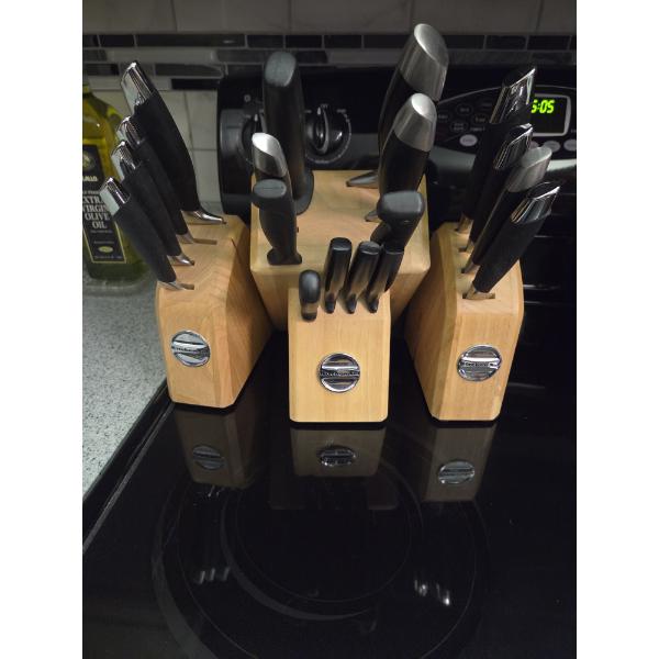 Kitchenaid Knife Block Group, Excellent Condition 