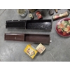 Image 4 : Huge Vintage Tin Collection Including Oil Cans & More