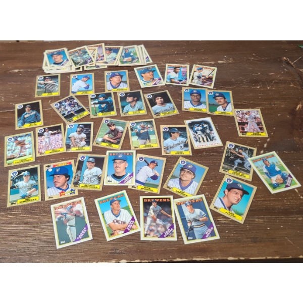 Near Mint 1980's Milwaukee Brewers Topps Tiffany Baseball Trading Cards - All in Card Sleeves